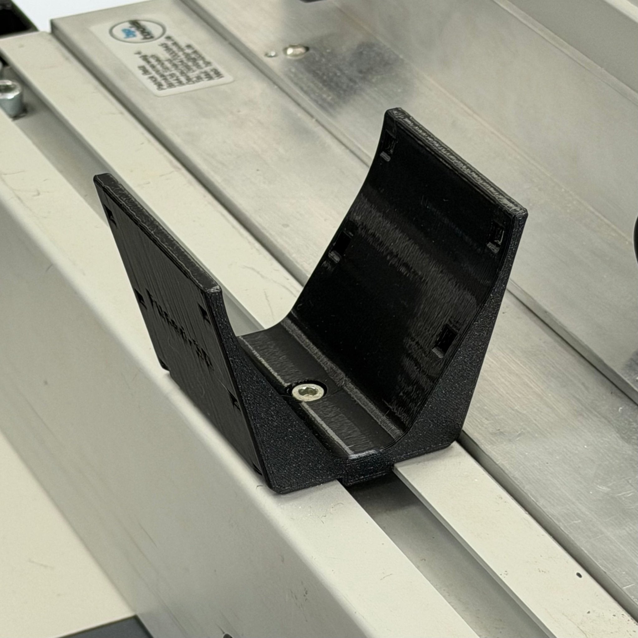 Soporte de manguera universal FlexMount para guía paralela Bosch GTS 10XC