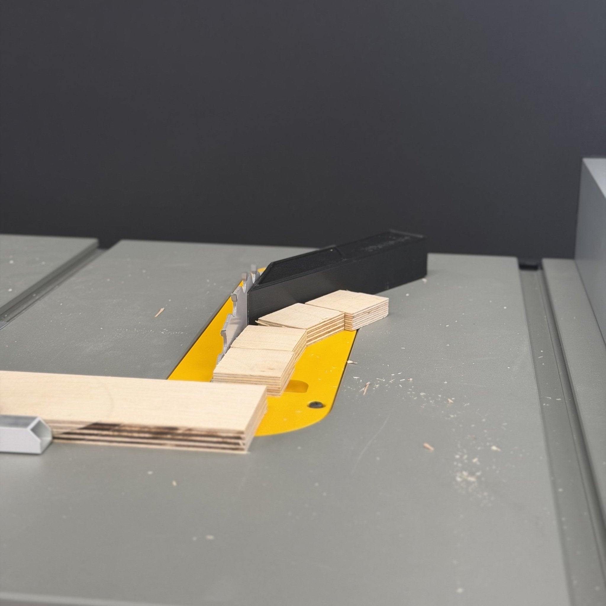 Abweiskeil für DeWalt DWE7492