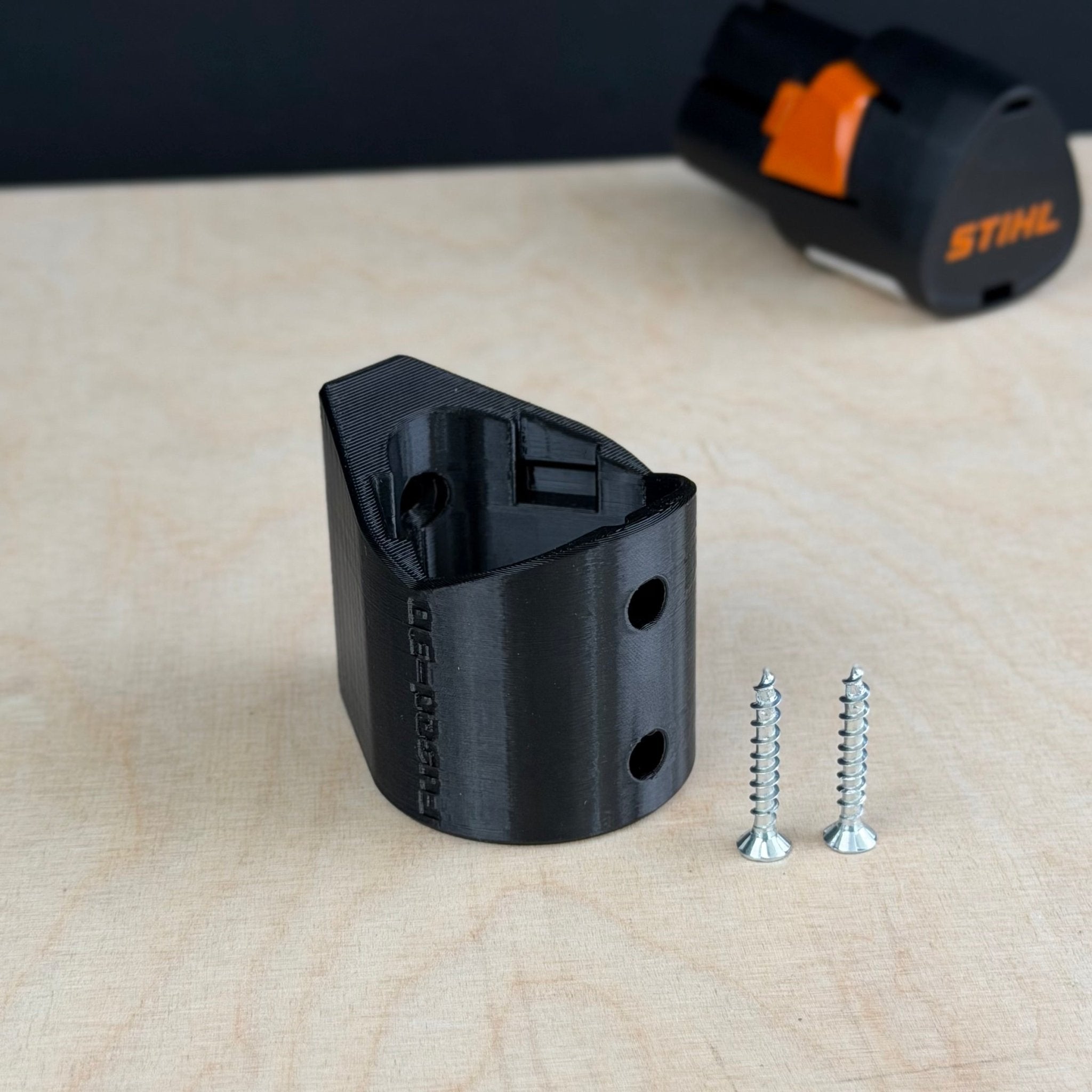 Support mural pour support de batterie Stihl AS2 12V - station d'accueil pour batterie Stihl 12V